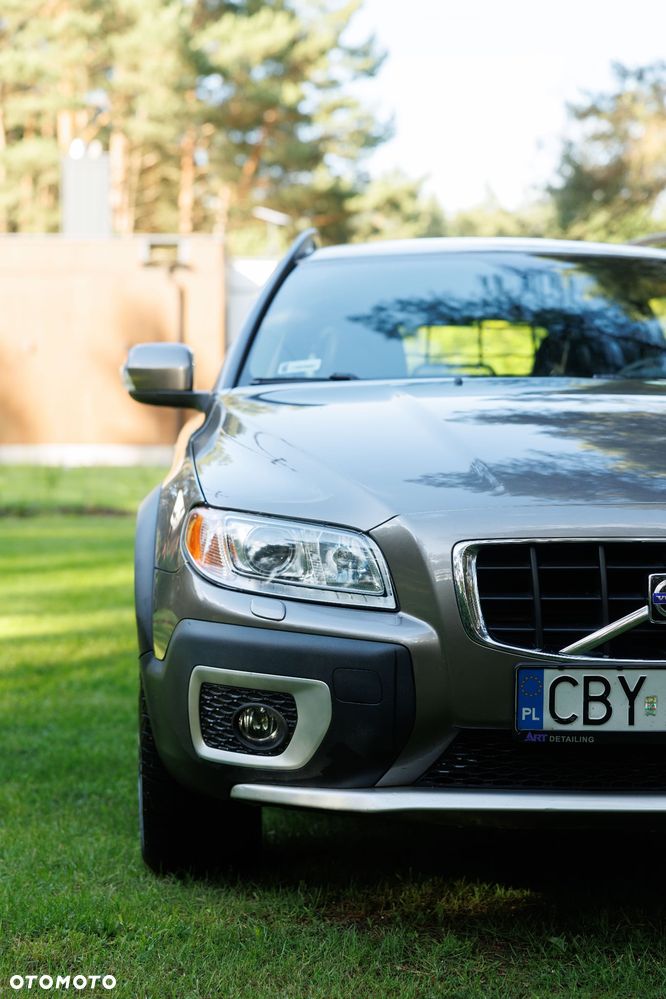 Volvo XC 70 2.4D AWD Momentum - 3