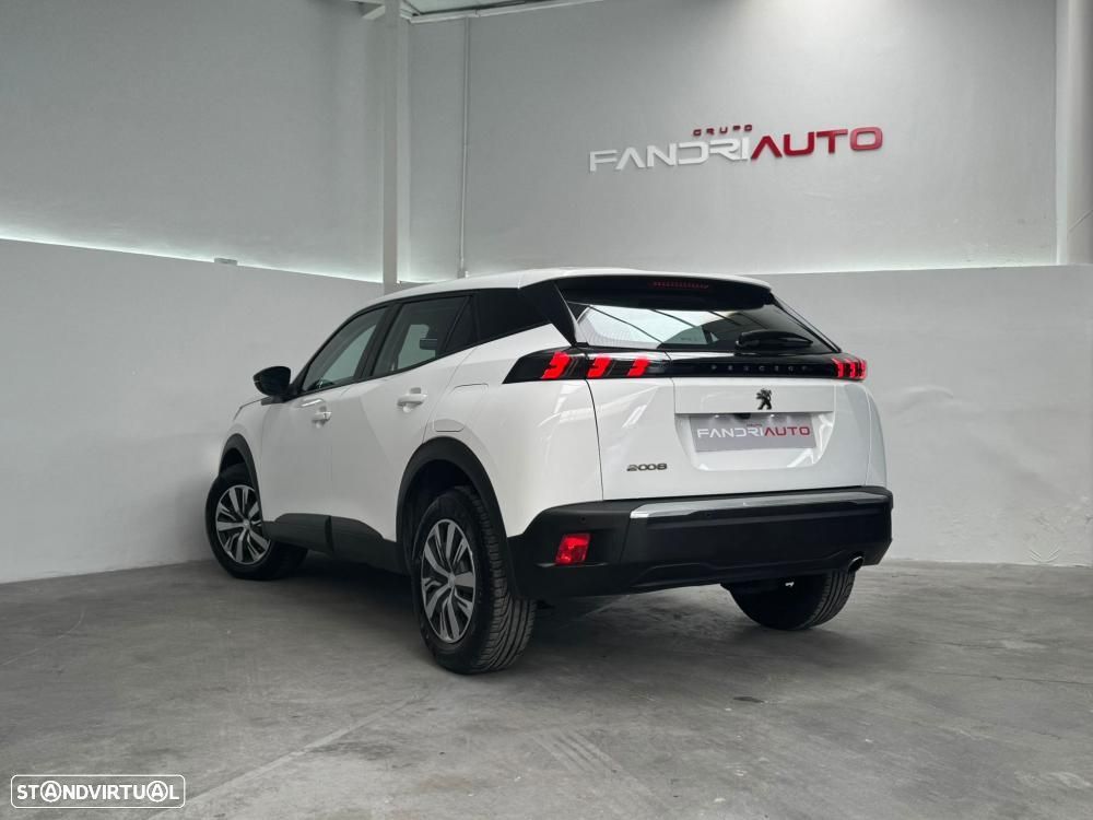 Peugeot 2008 PureTech 100 Active - 11