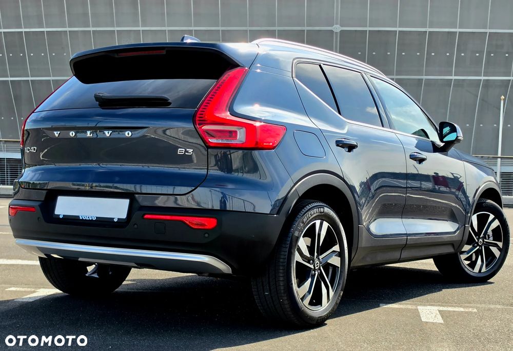Volvo XC 40 B3 Plus Bright - 14