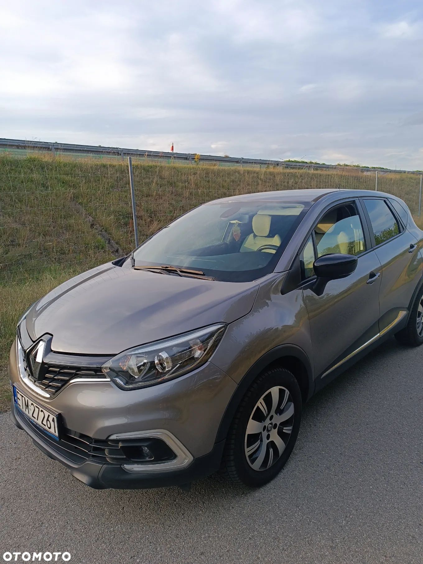 Renault Captur 1.2 Energy TCe Initiale Paris - 1
