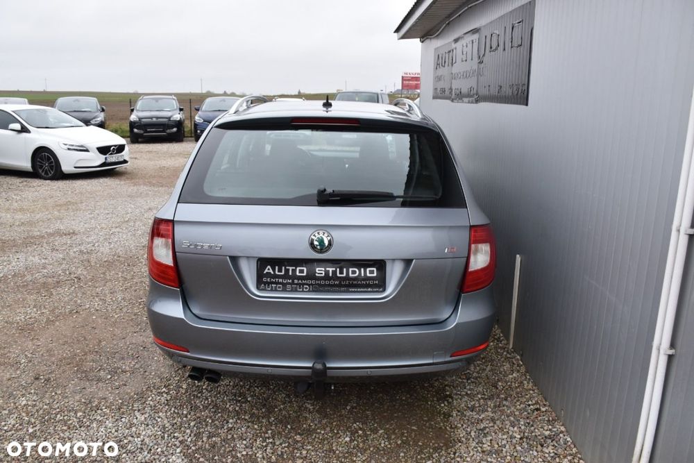 Skoda Superb 2.0 TDI DSG Ambition - 21