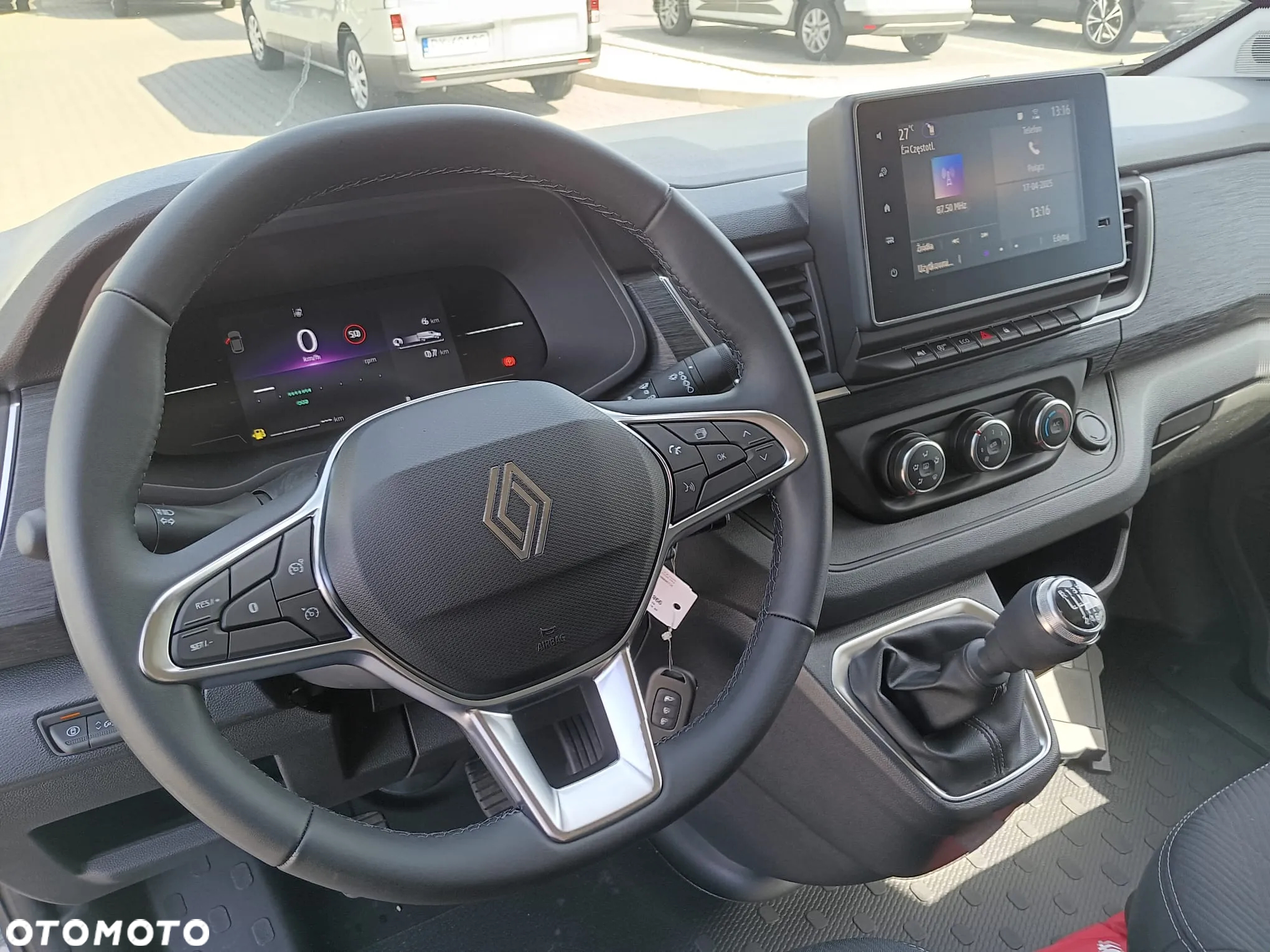 Renault Trafic Furgon L2H1 2.0dCi 130 KM - 16