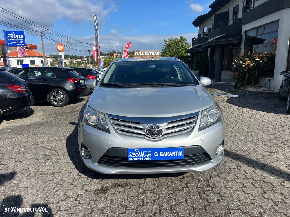 Toyota Avensis SD 2.0 D-4D Luxury+Navi - 2
