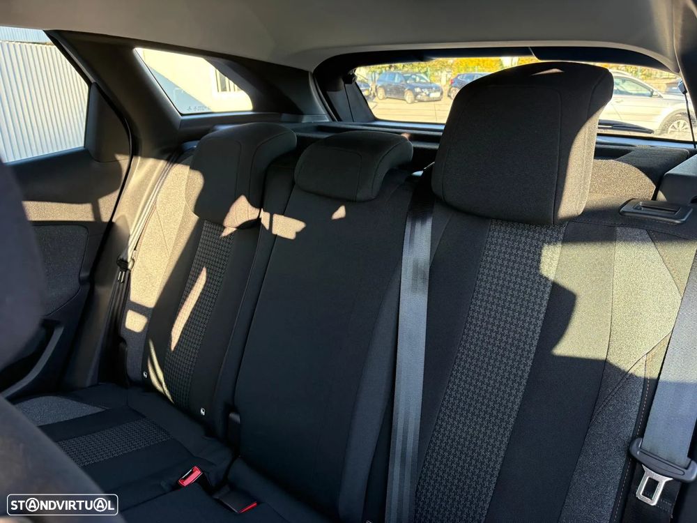 Peugeot 3008 PureTech 130 Stop & Start GPF EAT8 Active Pack - 6