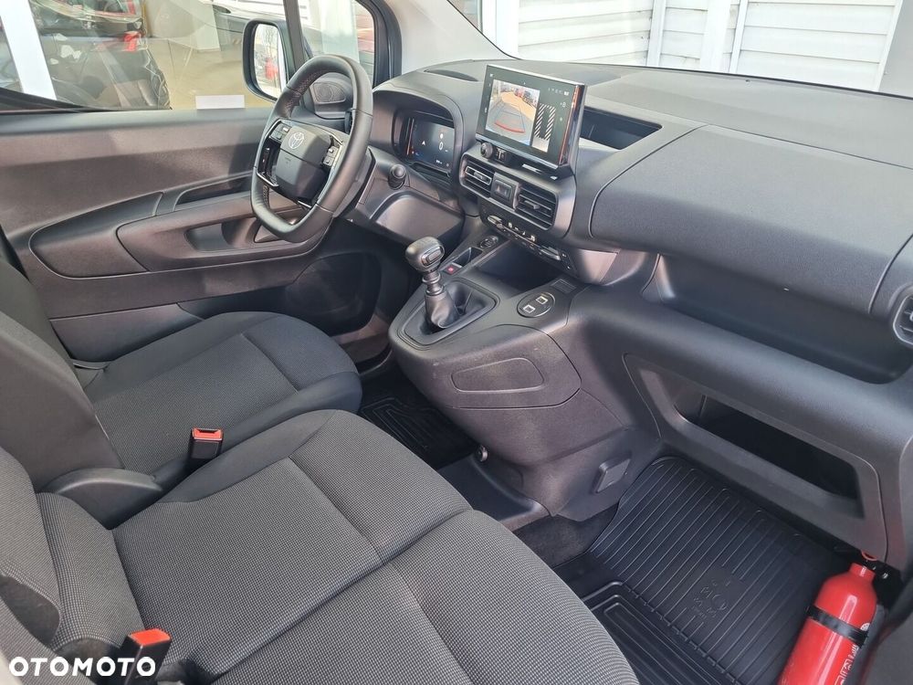 Toyota Proace City - 11