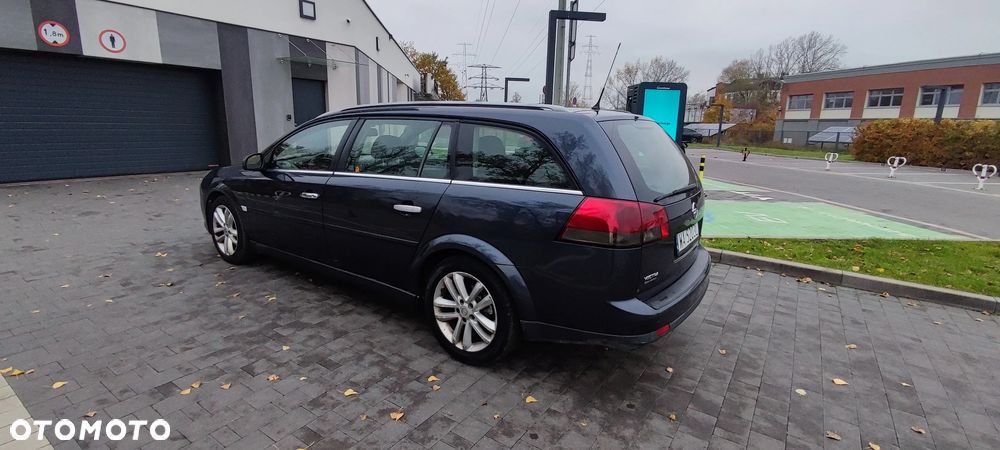 Opel Vectra 1.9 CDTI Cosmo ActiveSelect - 10