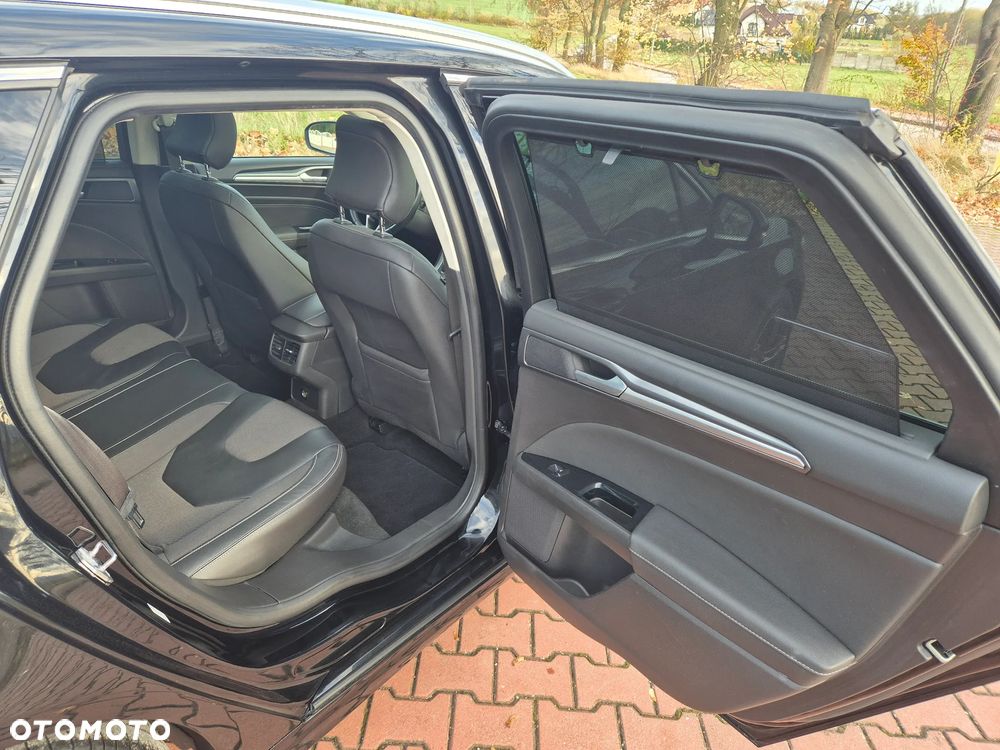 Ford Mondeo 2.0 TDCi STart-Stopp PowerShift-Aut Titanium - 33