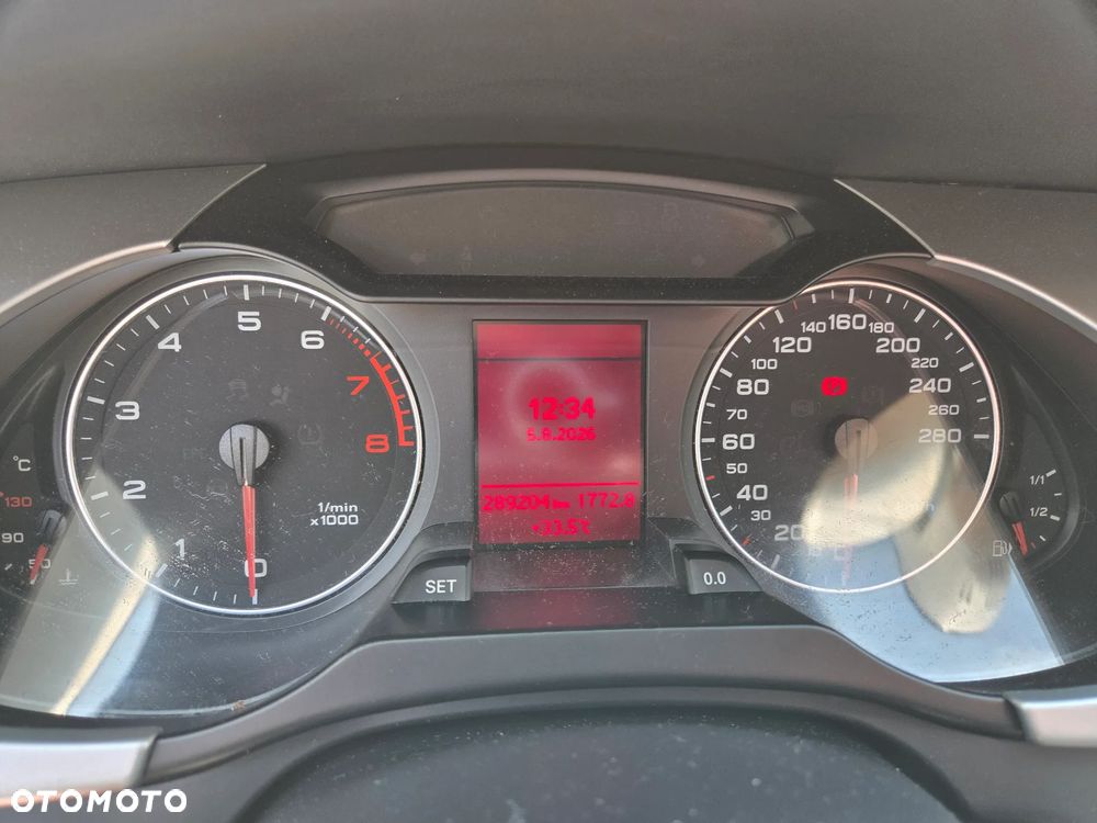 Audi A4 Limousine - 15