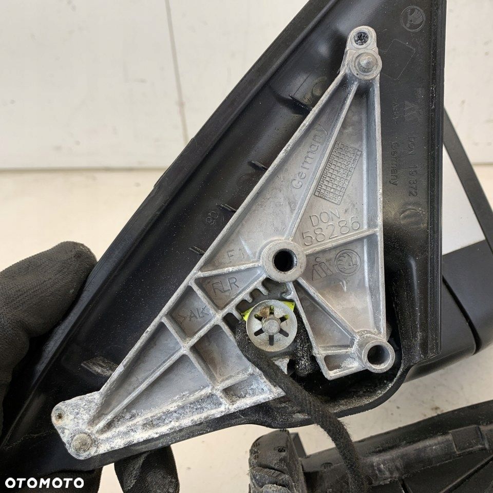 Pompa Hamulcowa Abs Sterownik Moduł Skoda Octavia Iii 5E 16R - 7