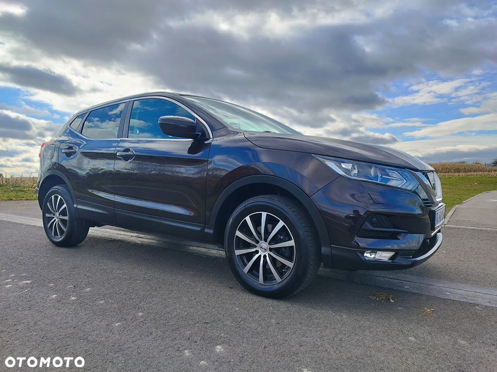 Nissan Qashqai 1.6 DIG-T N-Connecta - 2