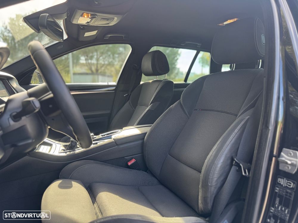 BMW 520 d Pack M - 12