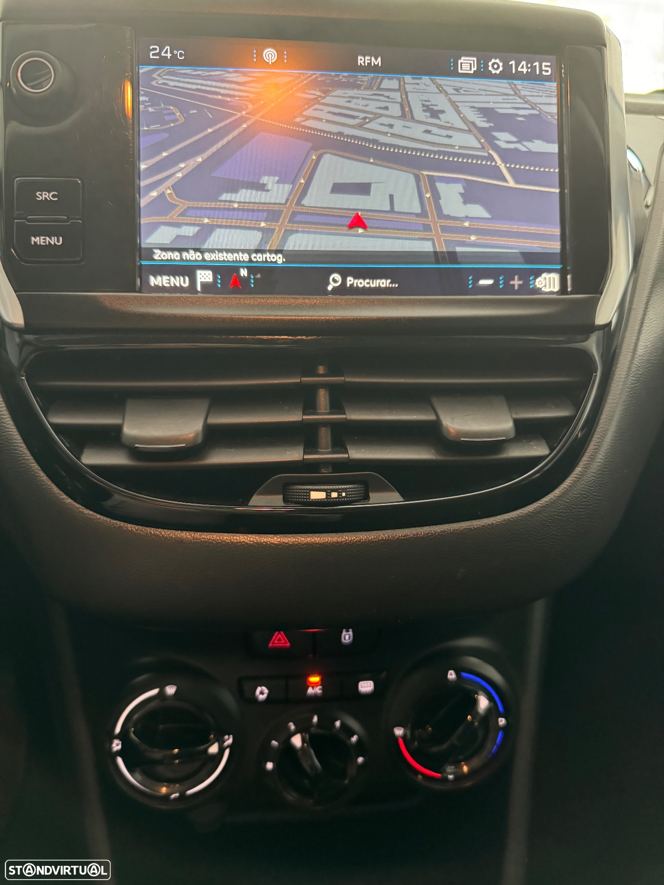 Peugeot 208 1.5 BlueHDi Signature - 17