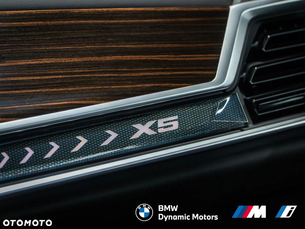 BMW X5 xDrive40i - 32