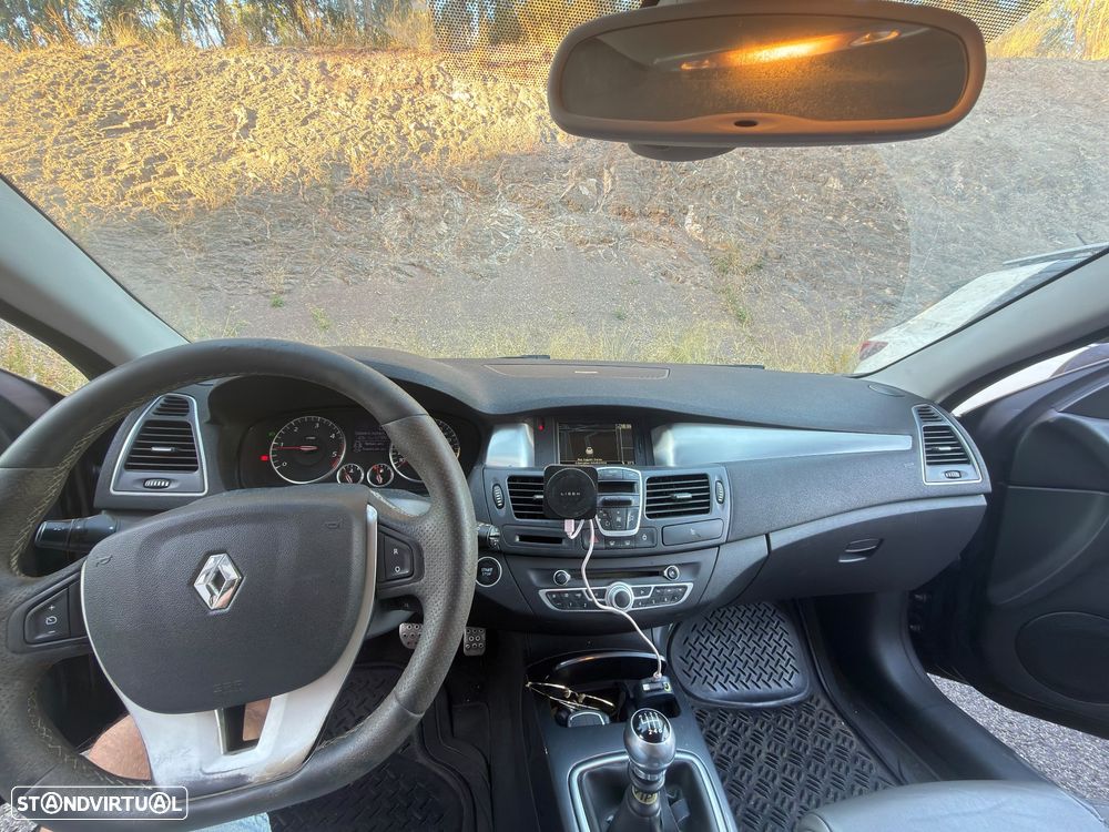 Renault Laguna Coupe 2.0 dCi GT 4Control - 16