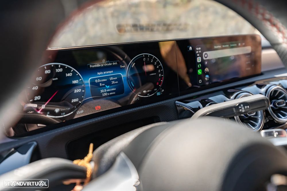 Mercedes-Benz CLA 250 e AMG Line - 8