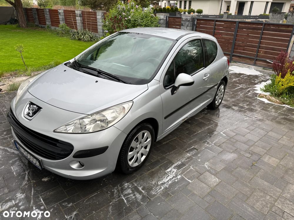 Peugeot 207 1.4 16V Trendy - 1