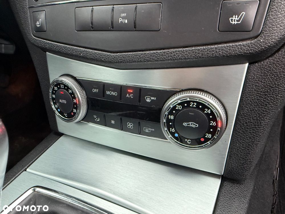 Mercedes-Benz Klasa C 200 Kompressor Avantgarde - 25