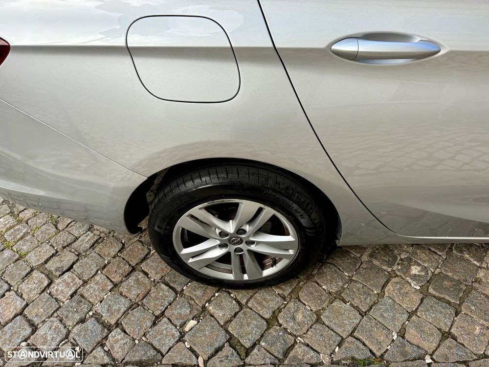 Opel Astra Sports Tourer 1.6 CDTI Edition S/S - 10