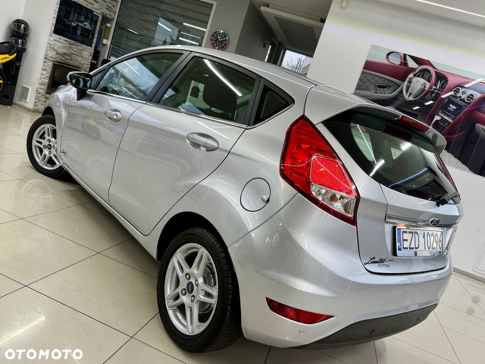Ford Fiesta - 13