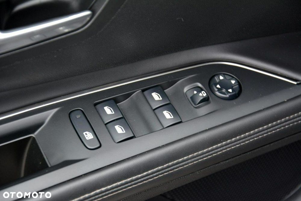 Peugeot 5008 THP 165 EAT6 Stop & Start Allure - 36