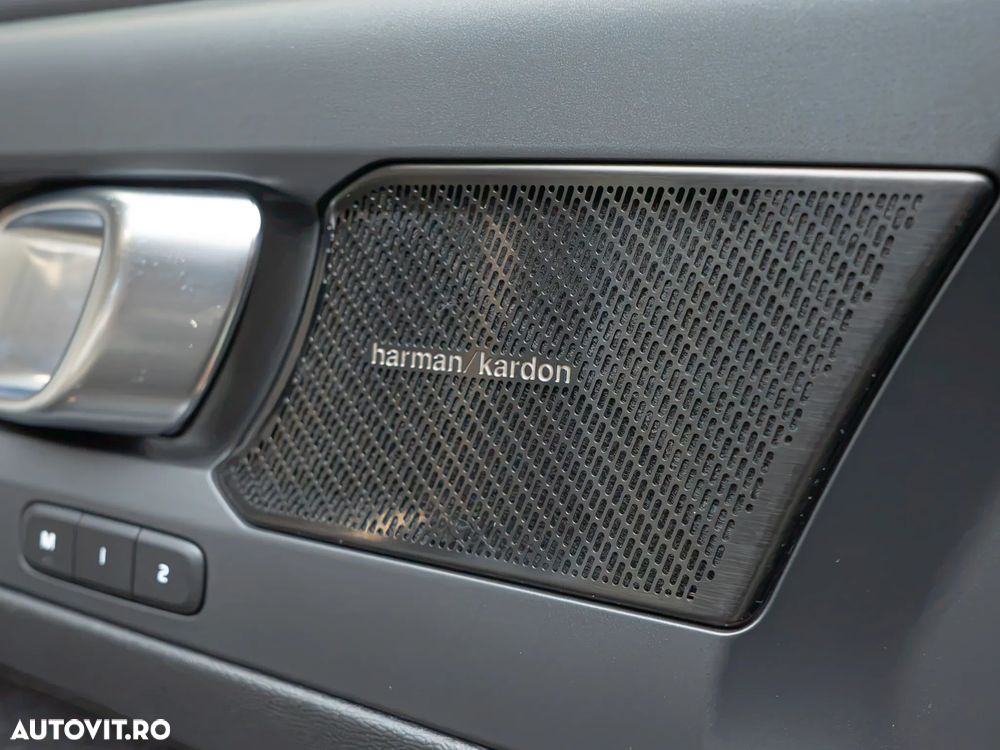 Volvo XC 40 T5 Recharge DKG RDesign Expression - 24