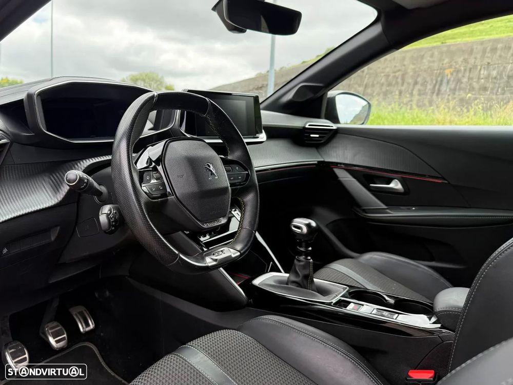 Peugeot 208 1.2 PureTech GT - 5