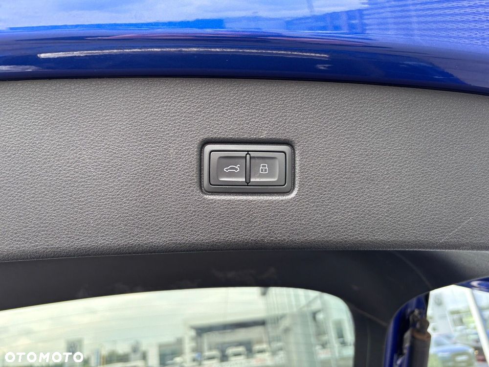 Audi Q5 Sportback - 36