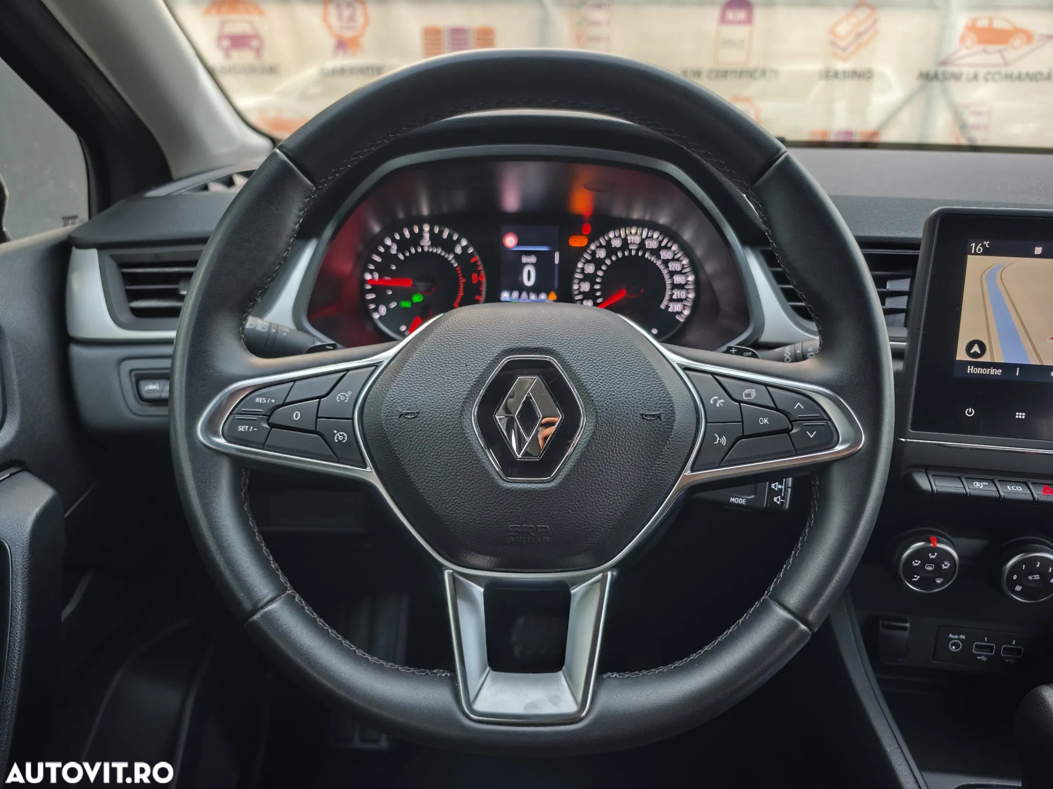 Renault Captur BLUE dCi 115 EDC BUSINESS EDITION - 23