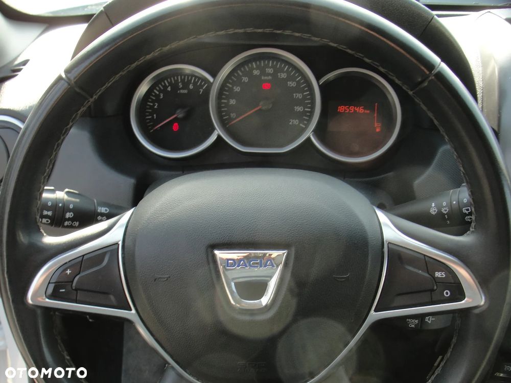 Dacia Duster dCi 110 FAP 4x4 Prestige - 11