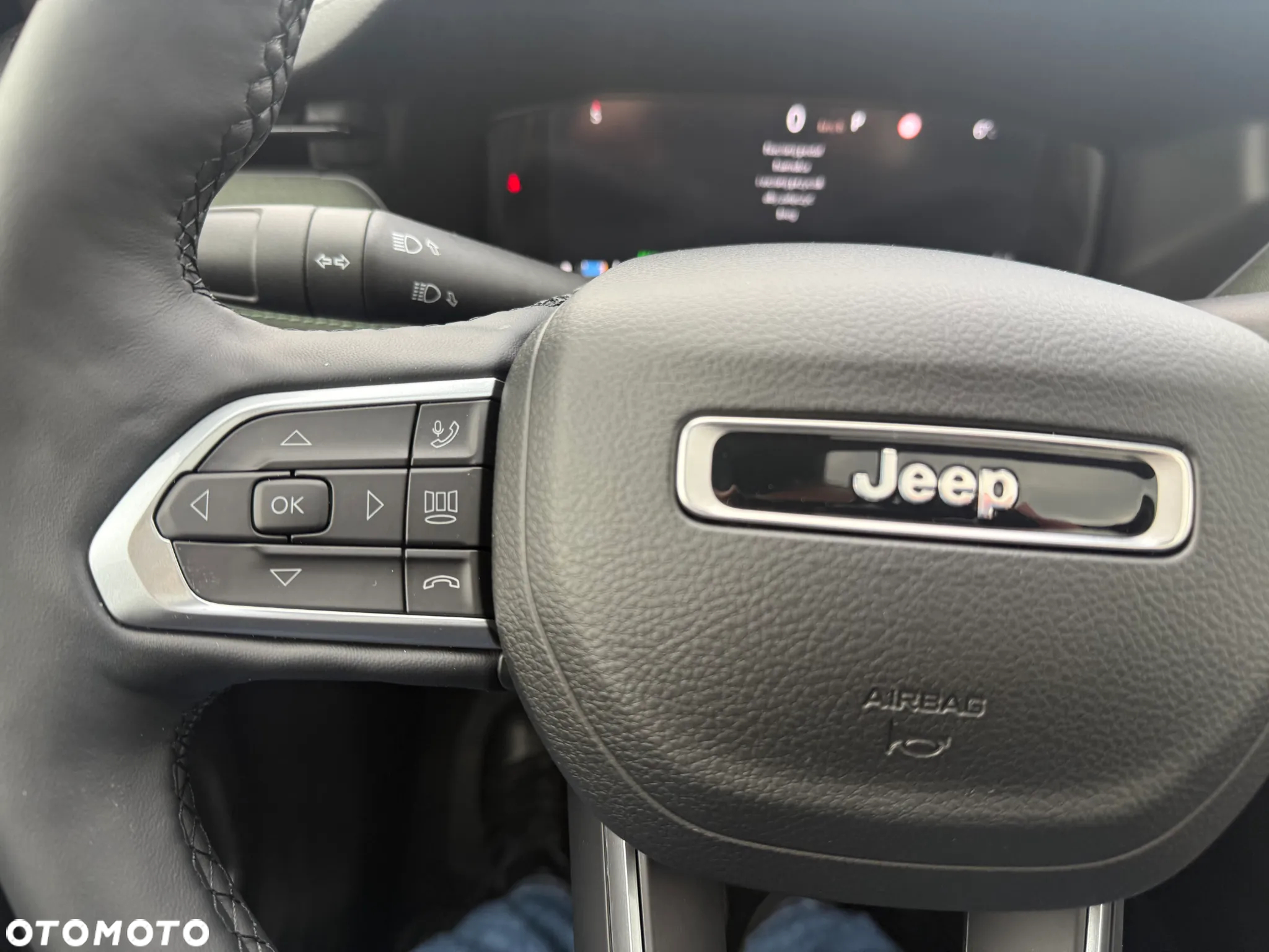 Jeep Compass - 12