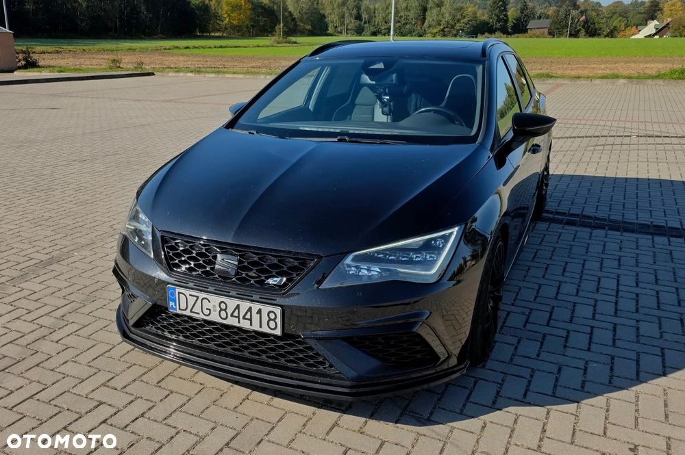 Seat Leon Sportstourer 2.0 TSI Cupra S&S 280 DSG - 2