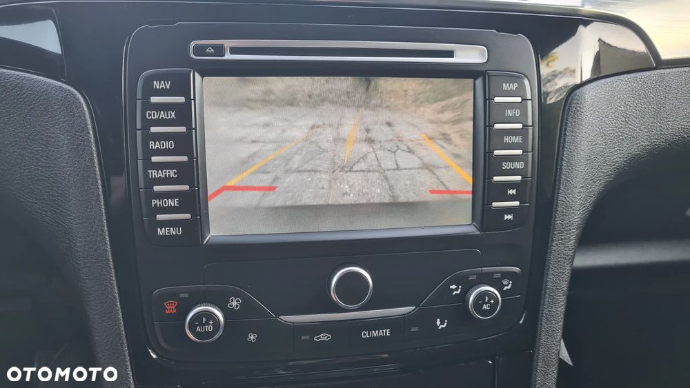 Ford Galaxy 2.0 TDCi Titanium - 25
