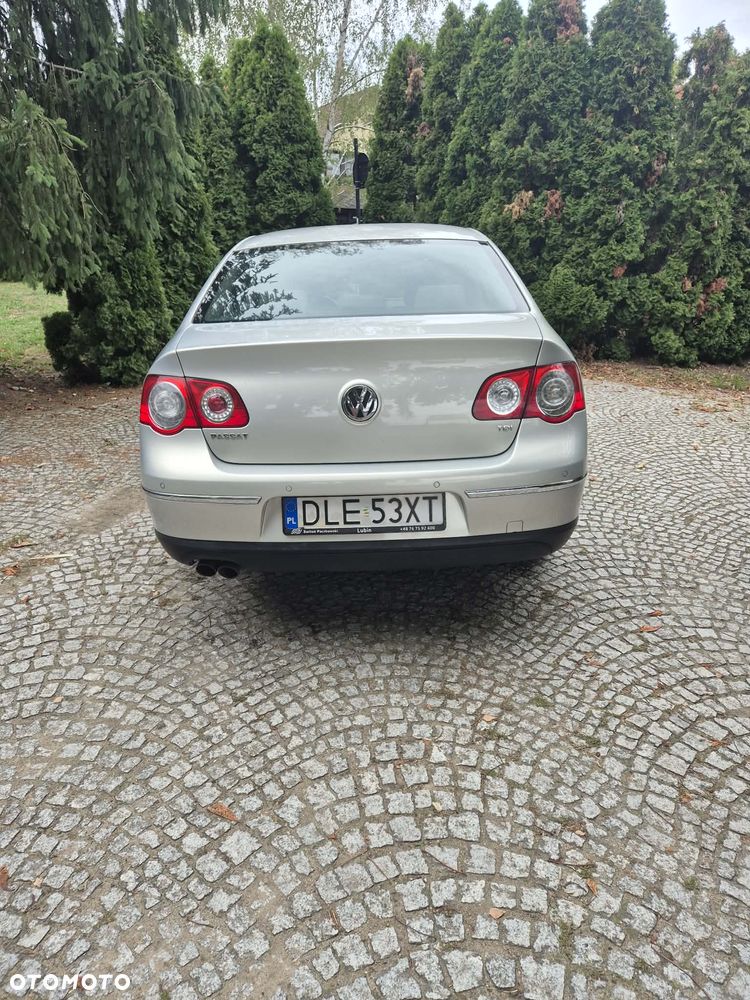 Volkswagen Passat 2.0 TDI DPF Comfortline - 4