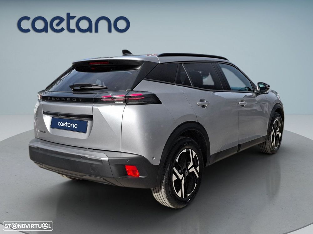 Peugeot e-2008 54 kWh Allure - 3