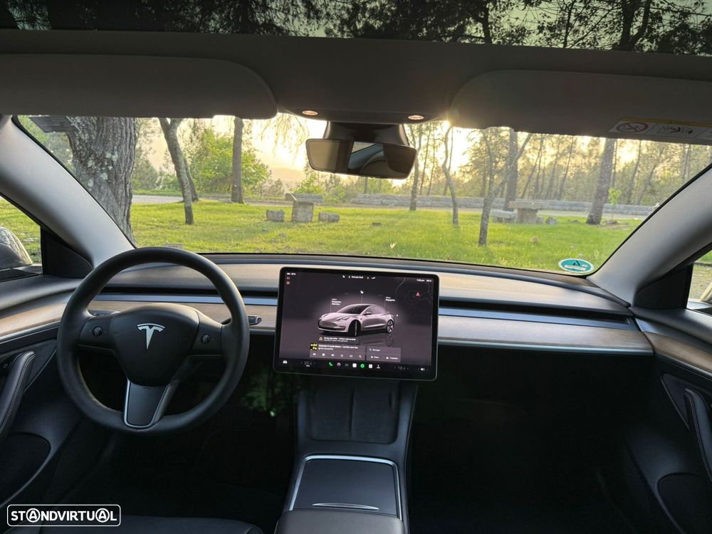 Tesla Model 3 Long-Range Dual Motor AWD - 17