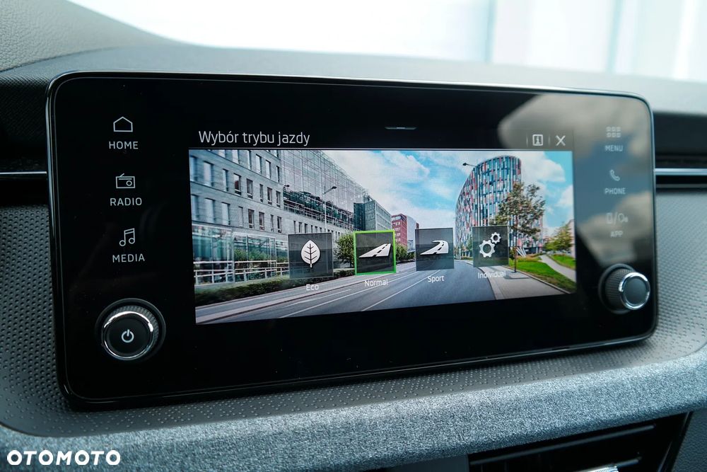 Skoda Scala 1.0 TSI Selection DSG - 30
