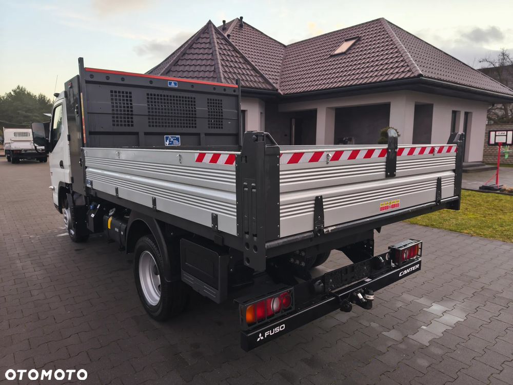 Mitsubishi Fuso Canter - 37