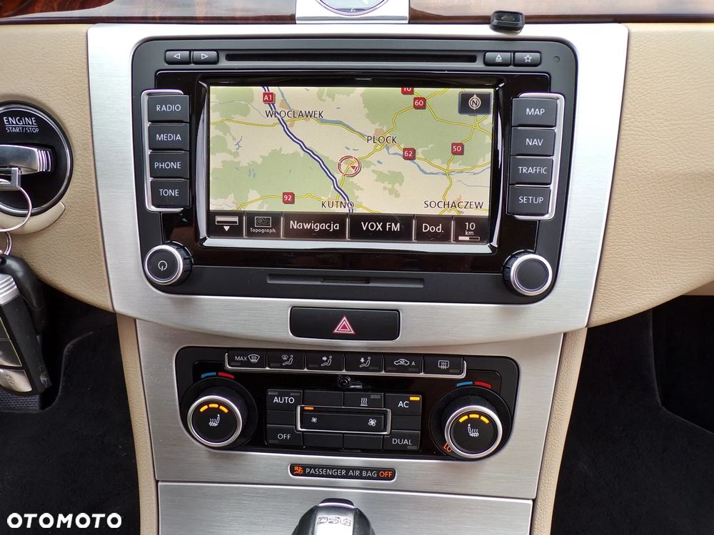 Volkswagen Passat 2.0 TDI DSG BlueMotion Technology Highline - 25