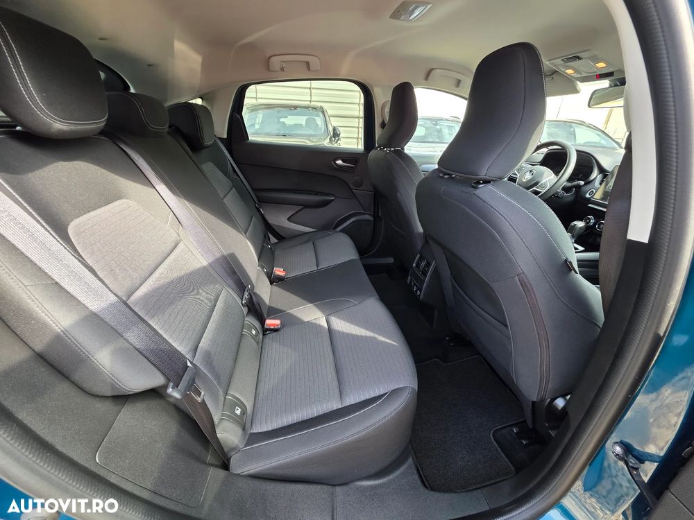 Renault Arkana E-TECH 145 Evolution - 18
