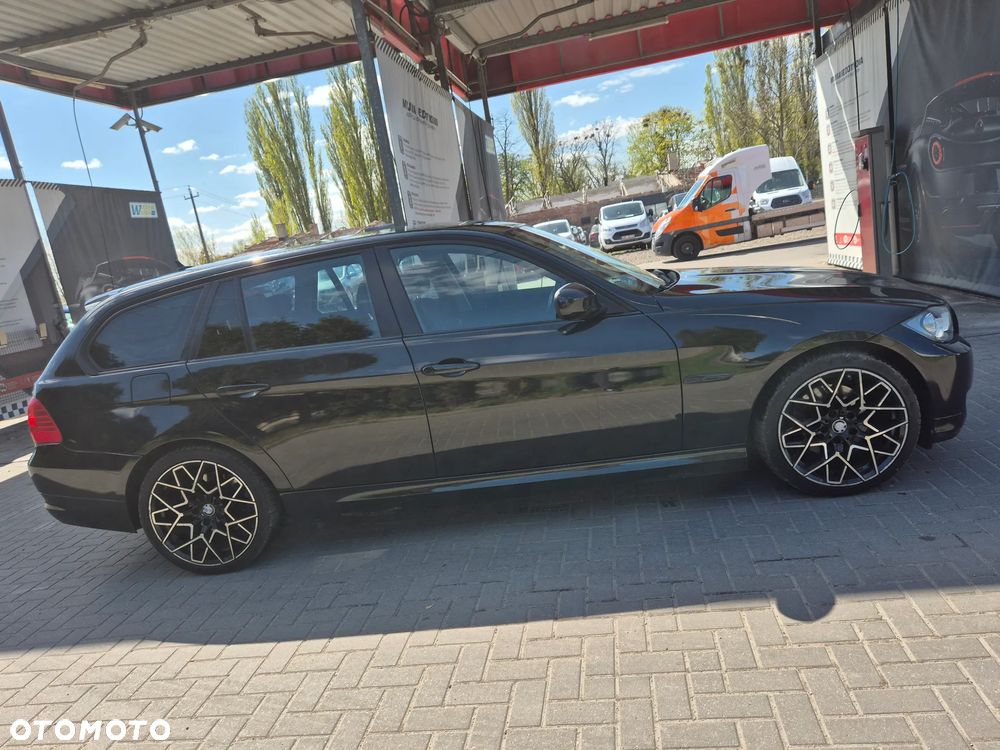 BMW Seria 3 320d - 14