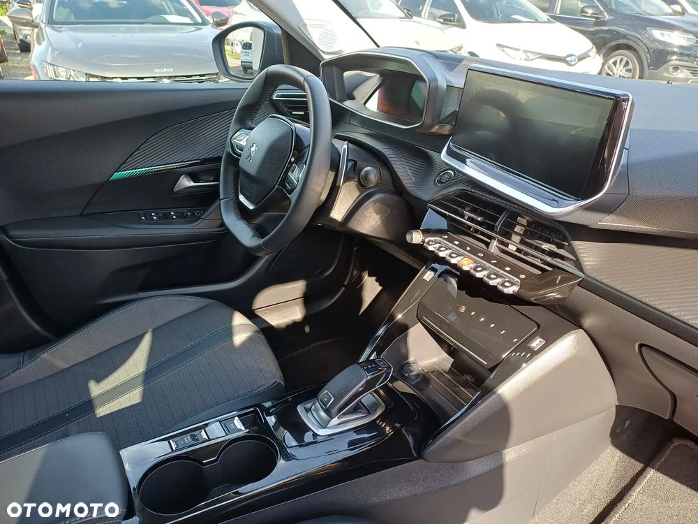 Peugeot 2008 1.2 PureTech Allure Pack S&S EAT8 - 11