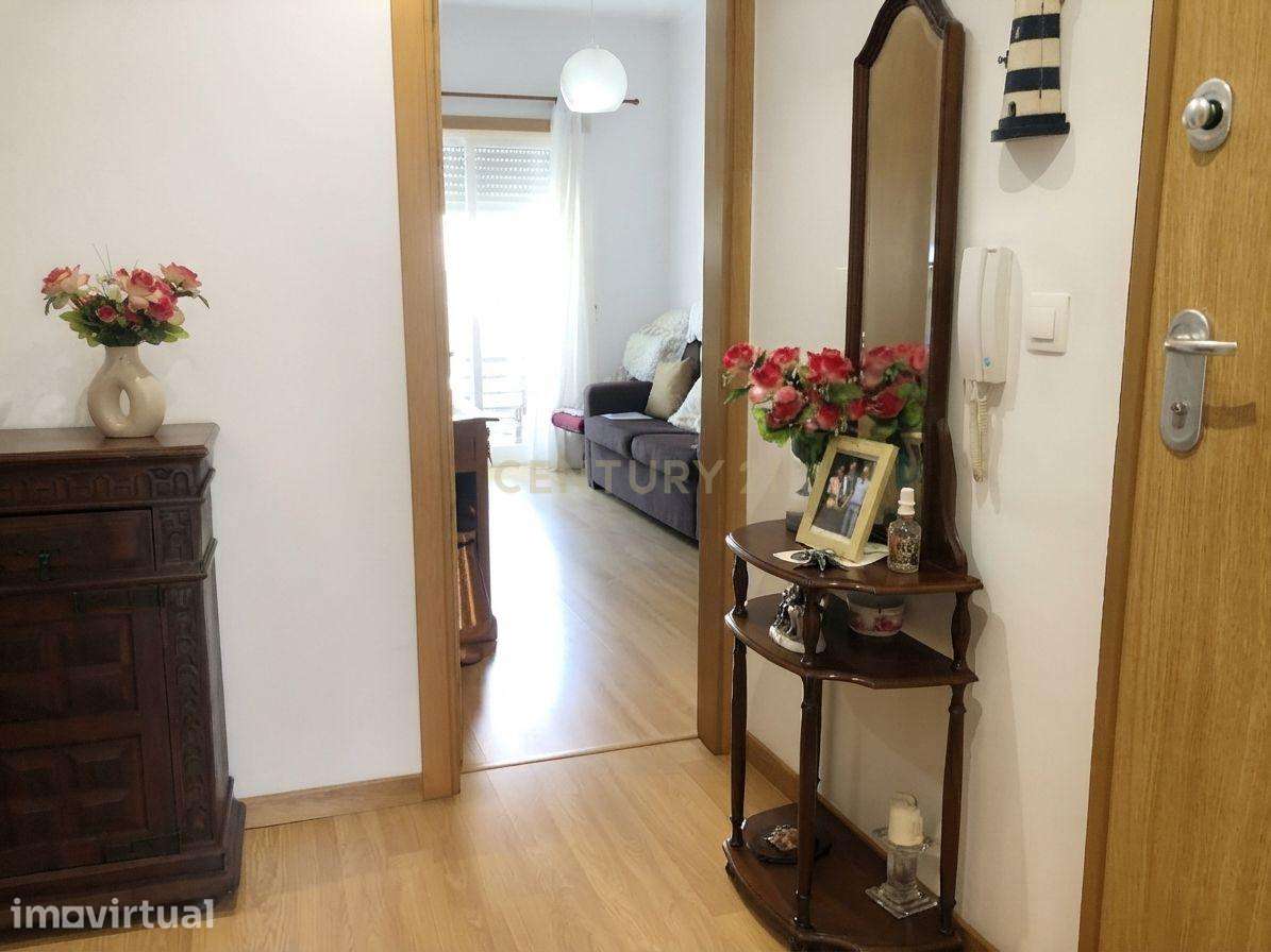 Apartamento T3 em Localização Privilegiada no Feijó - Grande imagem: 3/11