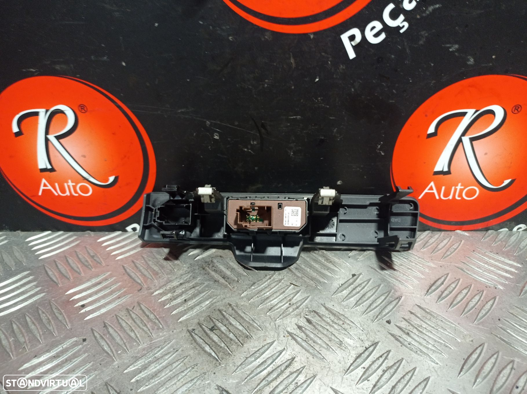 Botão De Abrir A Mala Peugeot 508 Sw I (8E_) - 2