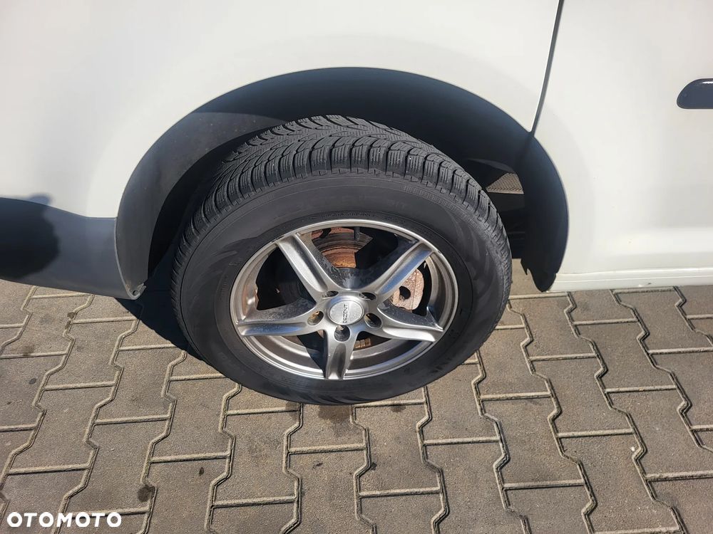 Volkswagen Caddy - 17