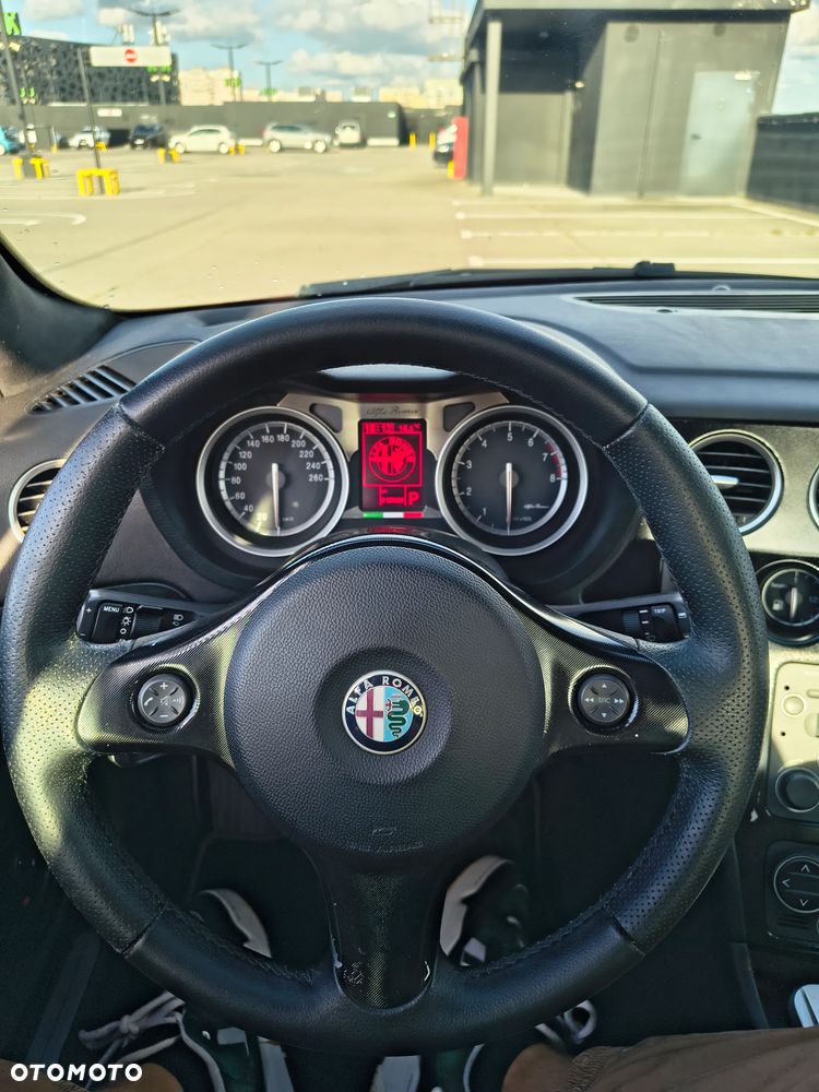 Alfa Romeo 159 3.2 JTS V6 24V Q4 Q-Tronic Elegante - 13