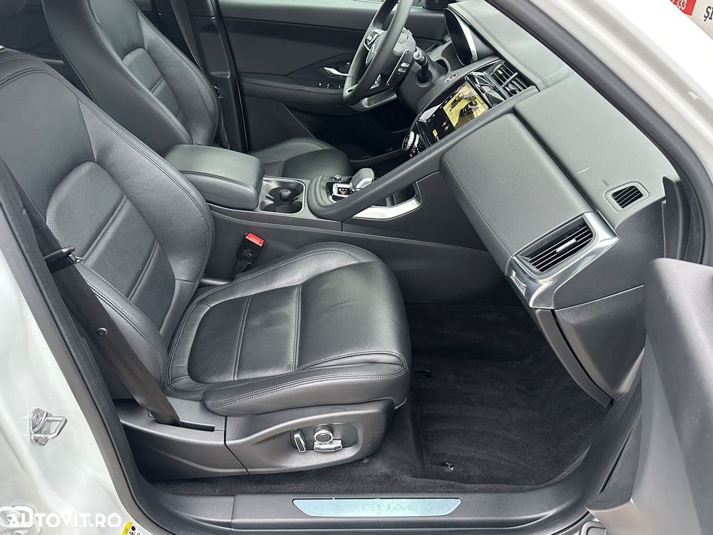 Jaguar E-Pace D165 AWD R-Dynamic - 12