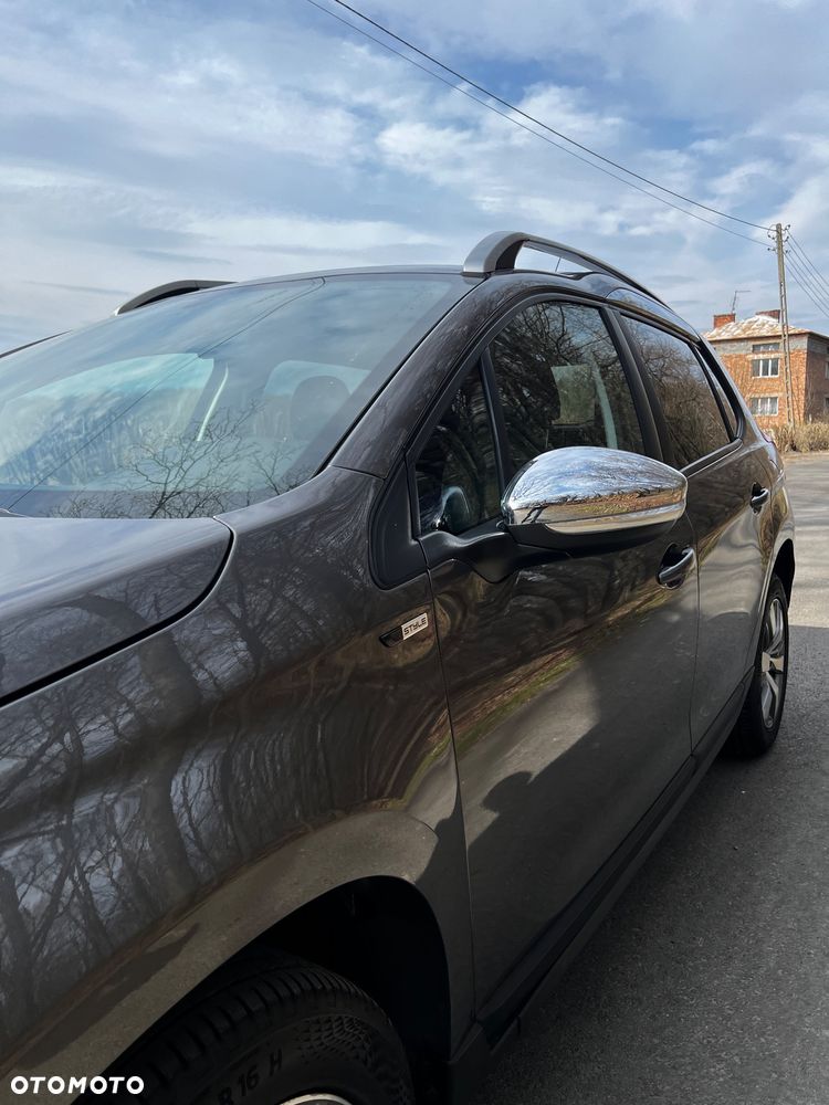 Peugeot 2008 1.2 VTi Allure - 19