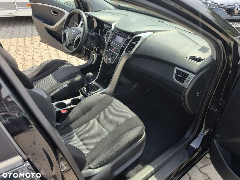 Hyundai i30 - 13