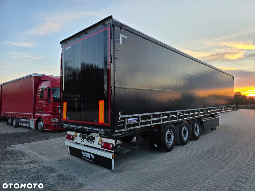 Schmitz Cargobull 3 - 37