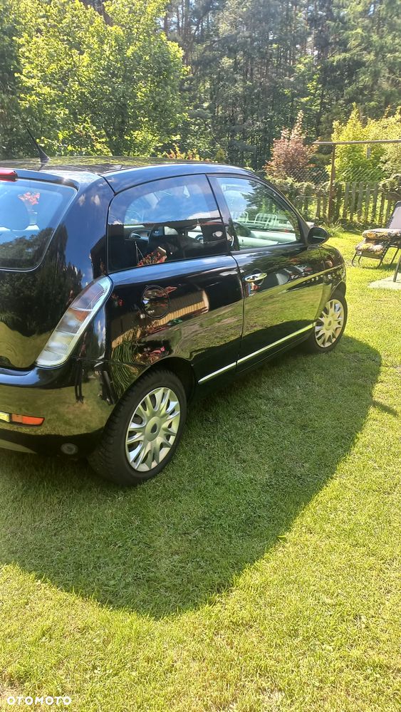 Lancia Ypsilon - 3